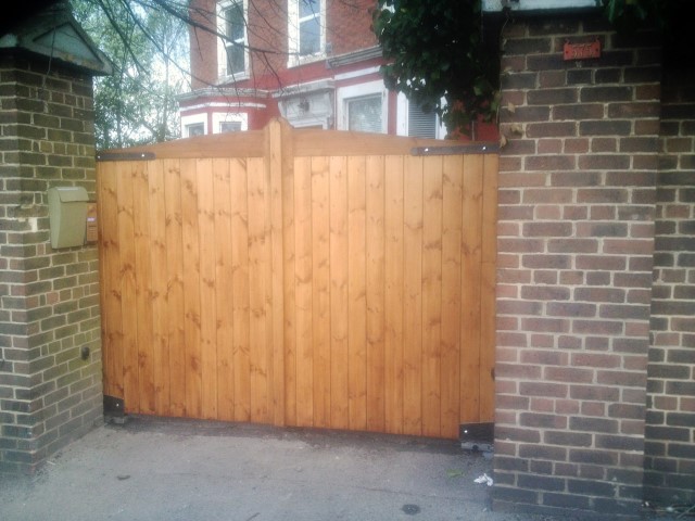 RSW Electrical and Gate Automation testimonial - Gate Installation