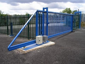 Cantilever Gates